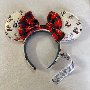 Disney Parks Holiday Logde Snow Mickey Christmas Minnie Mouse eats headband
